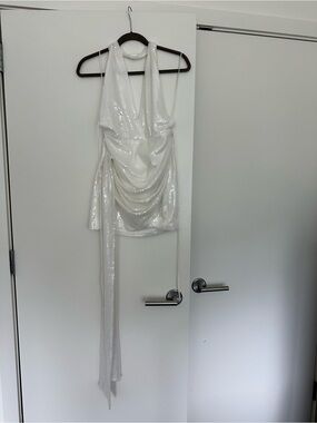 Alex Perry Ivory Sequin Halter Gown